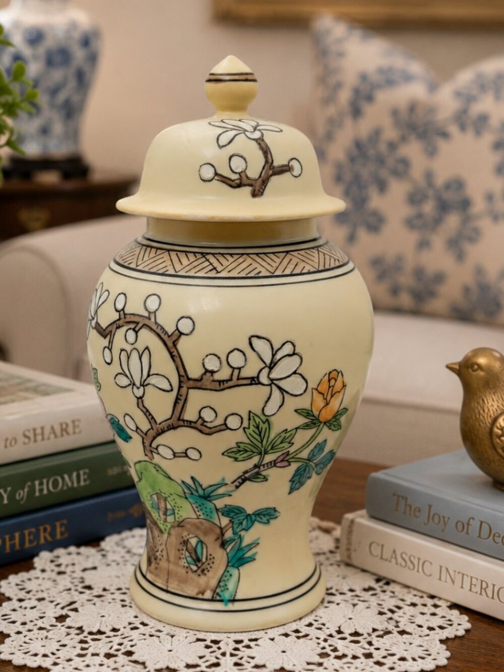 VTG Floral Ginger Jar Porcelain Lidded Vase Chinoiserie Indian Tree Decor 9"